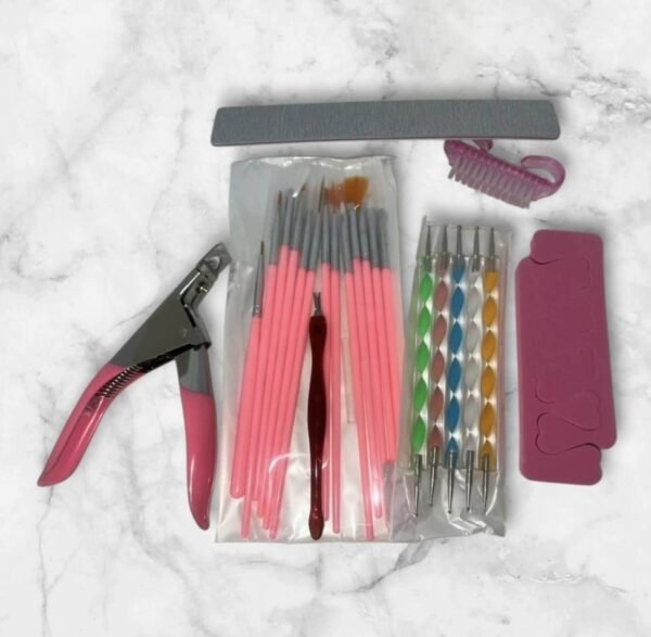 PROFESSIONAL NAIL KIT